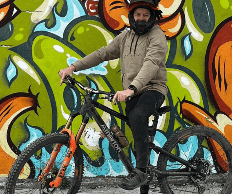 JOHN KLOMPS A.170: 470 REGULAR (SIZE 10)