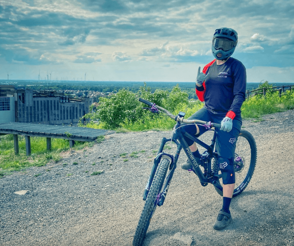 A.150 CUSTOMER REVIEW: CAROLINE