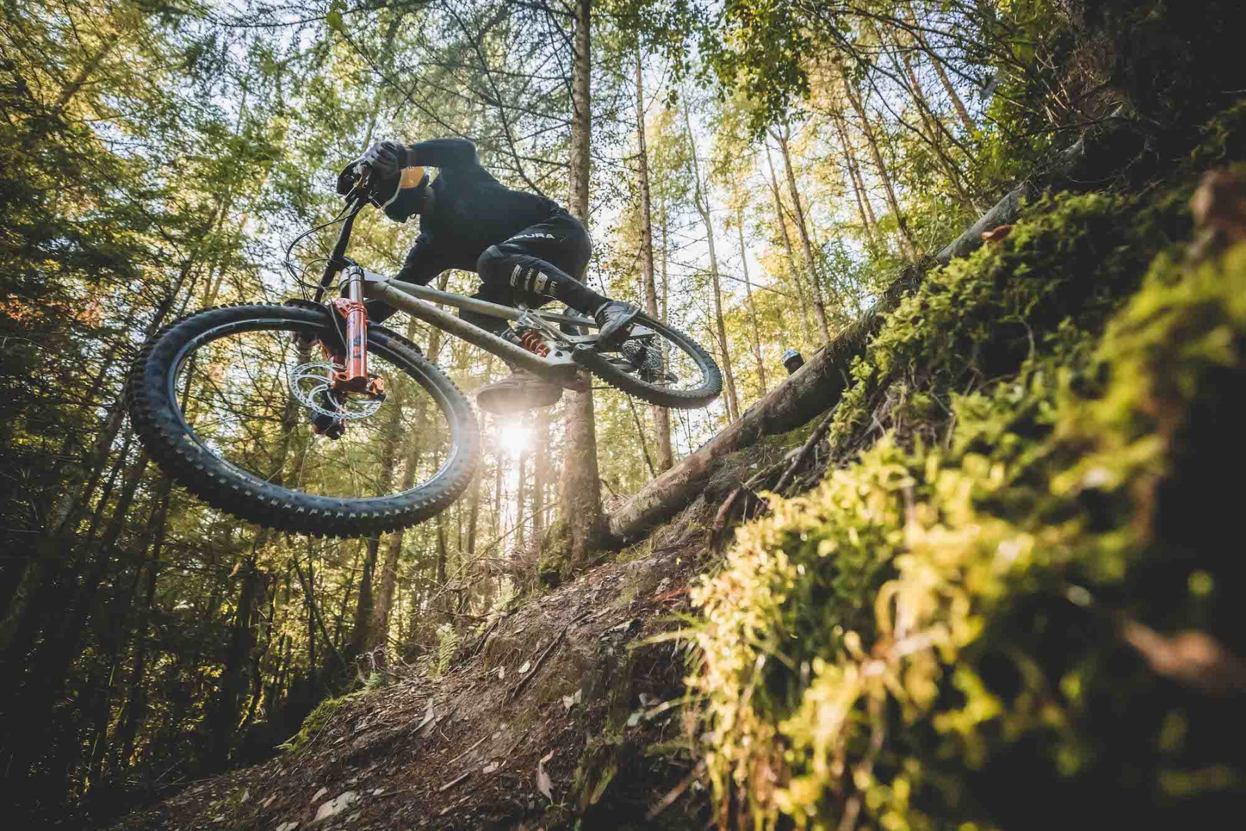 DG_Atherton_Bikes_Prototype_Testing-153_1_